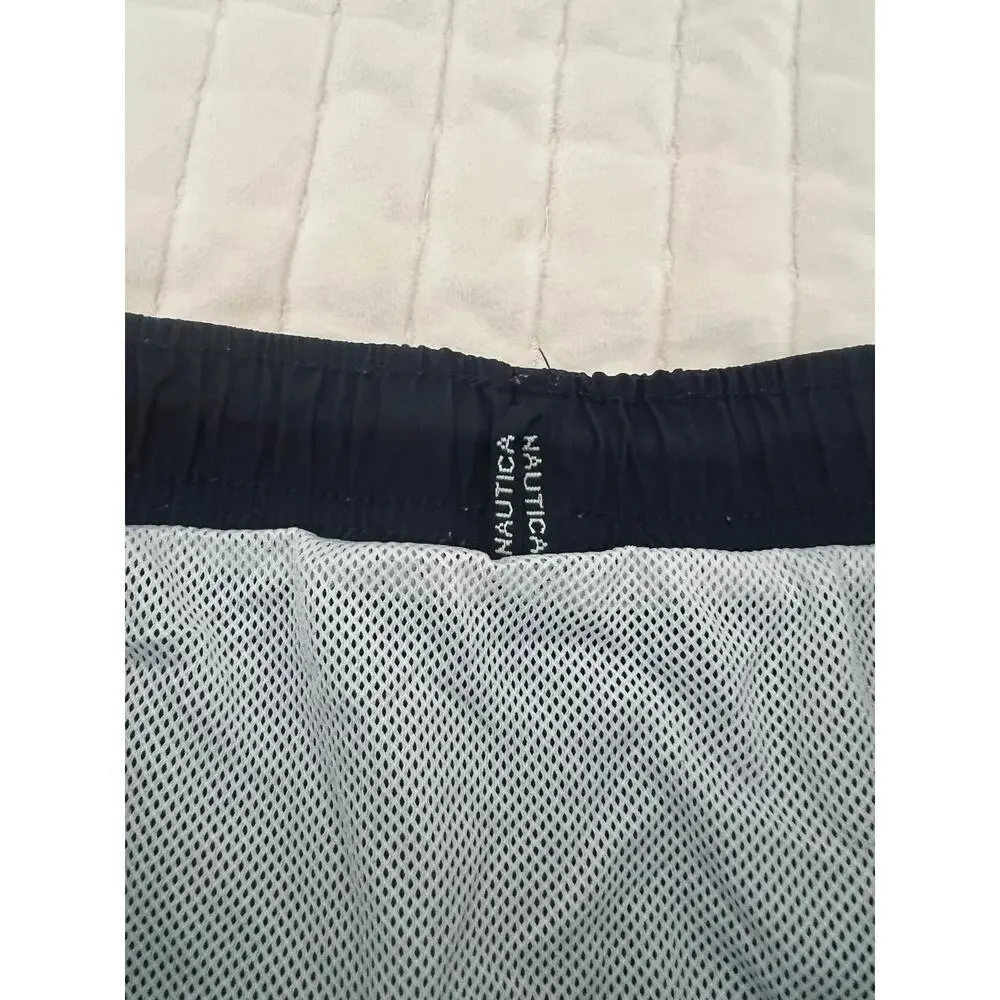 Men’s Nautica Swim Trunks Medium